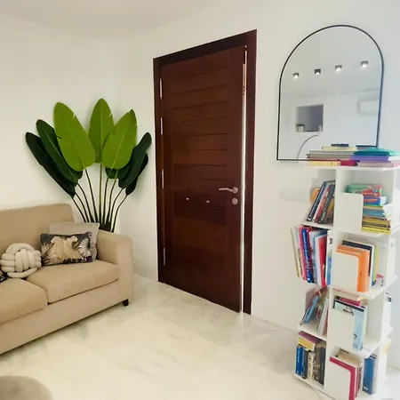 Apartahotel Raeiros 50 *